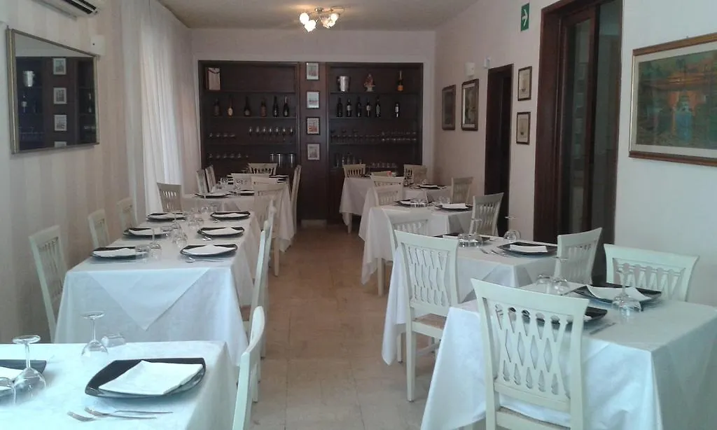 ***  Hotel Ristorante La Terrazza 利多迪卡马约雷 意大利