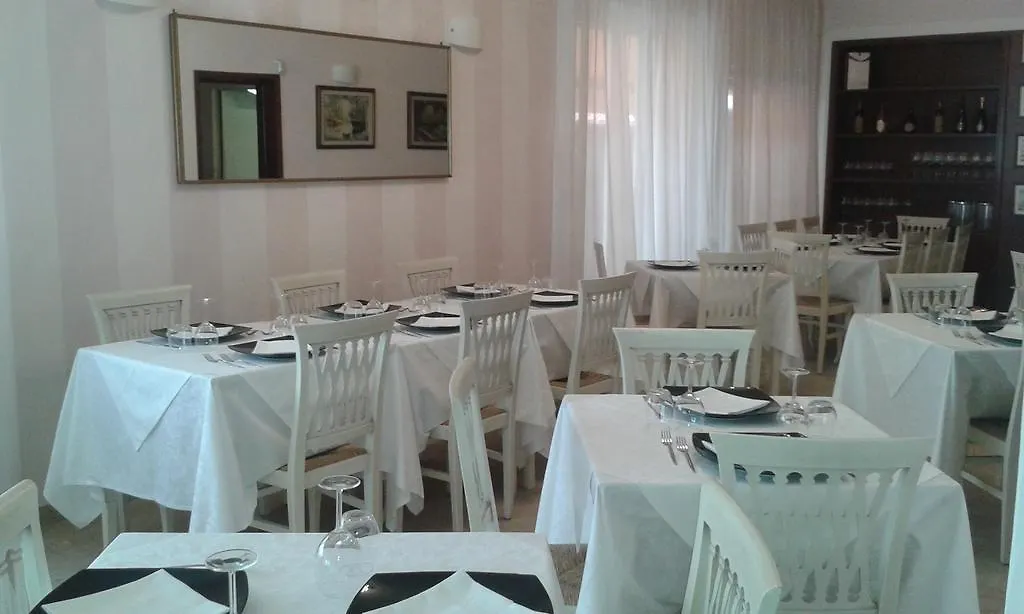 Hotel Ristorante La Terrazza 利多迪卡马约雷