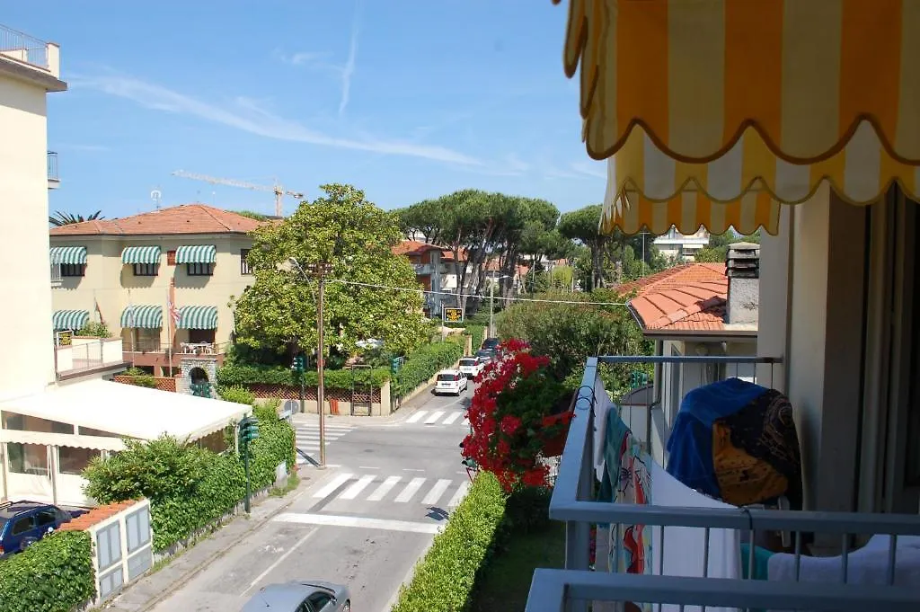 ***  Hotel Ristorante La Terrazza 利多迪卡马约雷 意大利