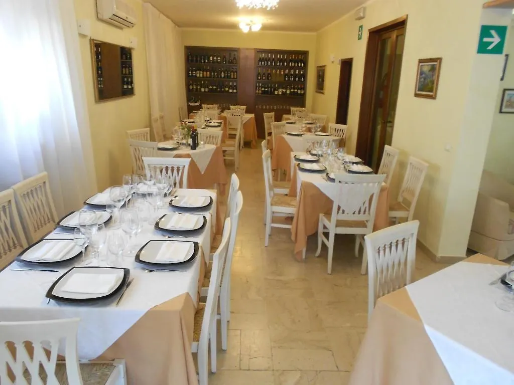 Hotel Ristorante La Terrazza 利多迪卡马约雷